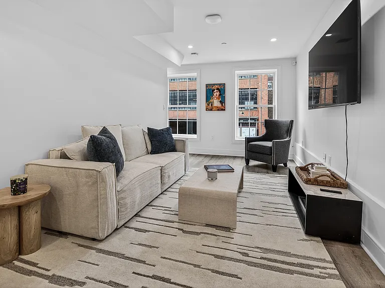 149 Charles St #4 — Photo 6