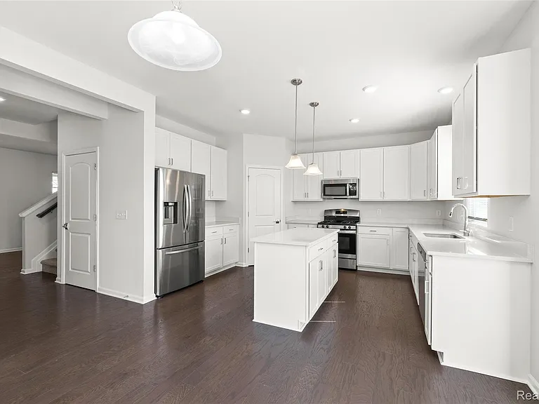 3449 Haverford Dr — Photo 14