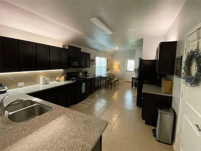 7016 Razors Edge Dr — Photo 5