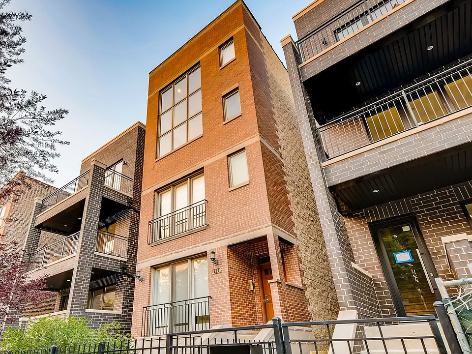 1st image of 1111 N Paulina St APT 3