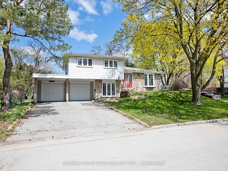 2 Callahan Rd — Photo 16