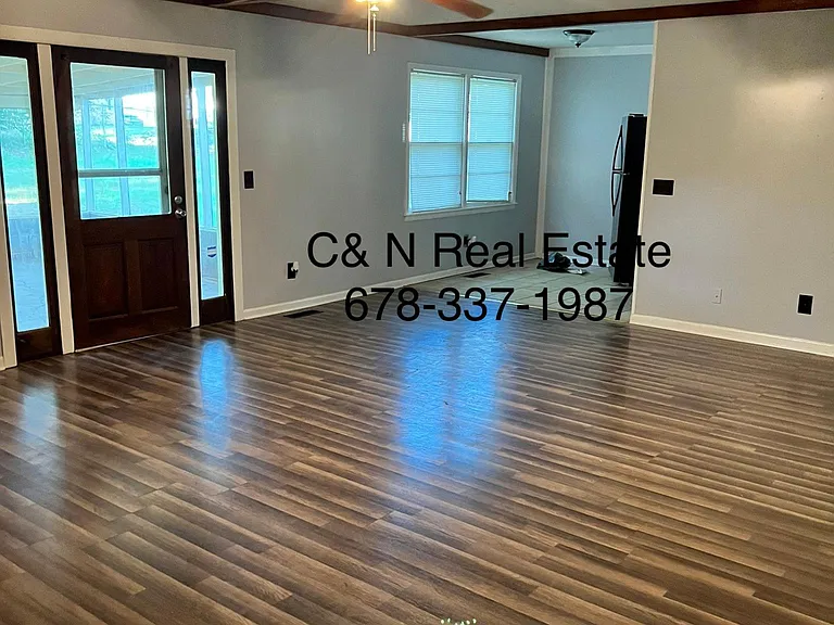 6201 Angus Cir NW — Photo 4