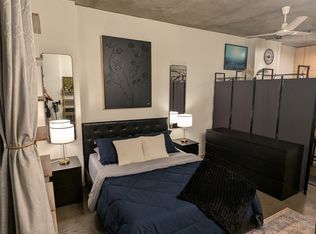 22 Cordova St E, Vancouver, BC V6A 4G8