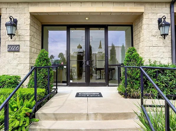 2120 Kipling St APT 209, Houston, TX 77098