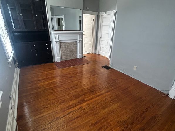 106 Lynnwood Ave APT 2