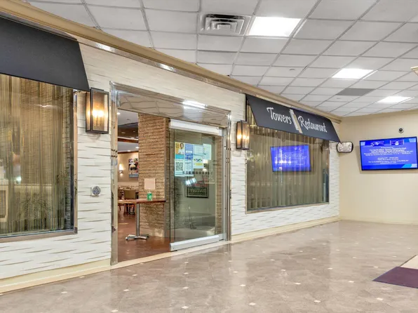 269 Grand Central Parkway image 24 of 25