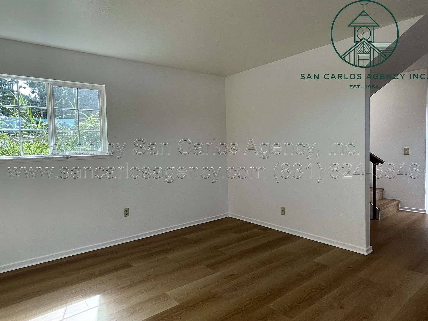 Refreshed Two Bedroom Monterey Home at End of Quiet Cul de Sac — Photo 3