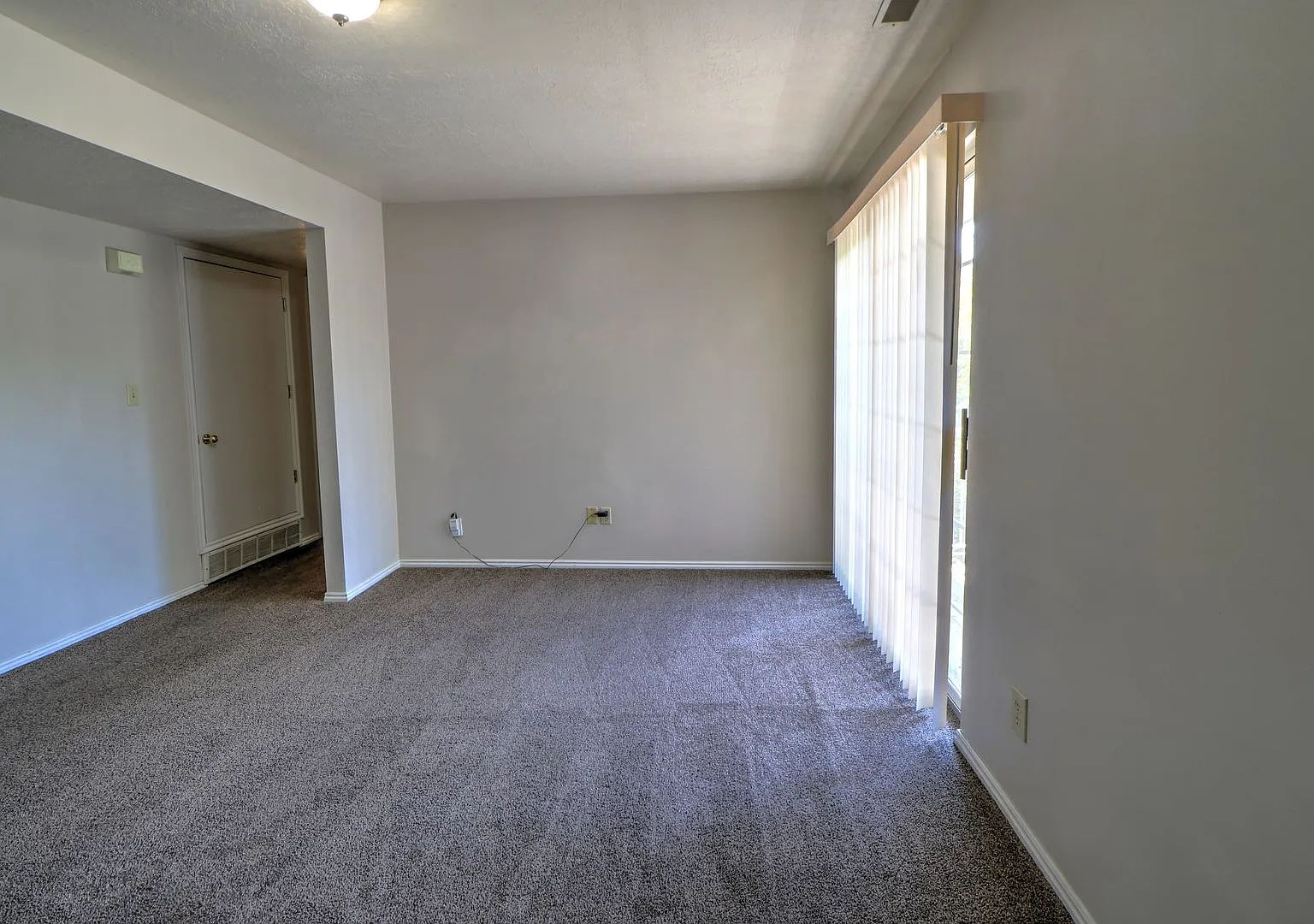 3 Bed Provo Condo — Photo 2