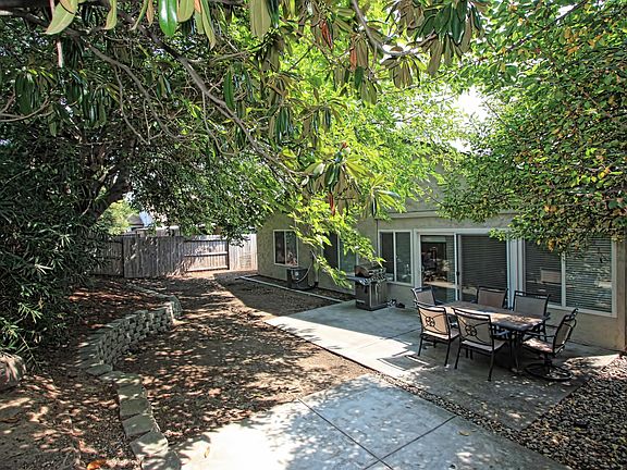 2nd image of 8037 Larwin Dr