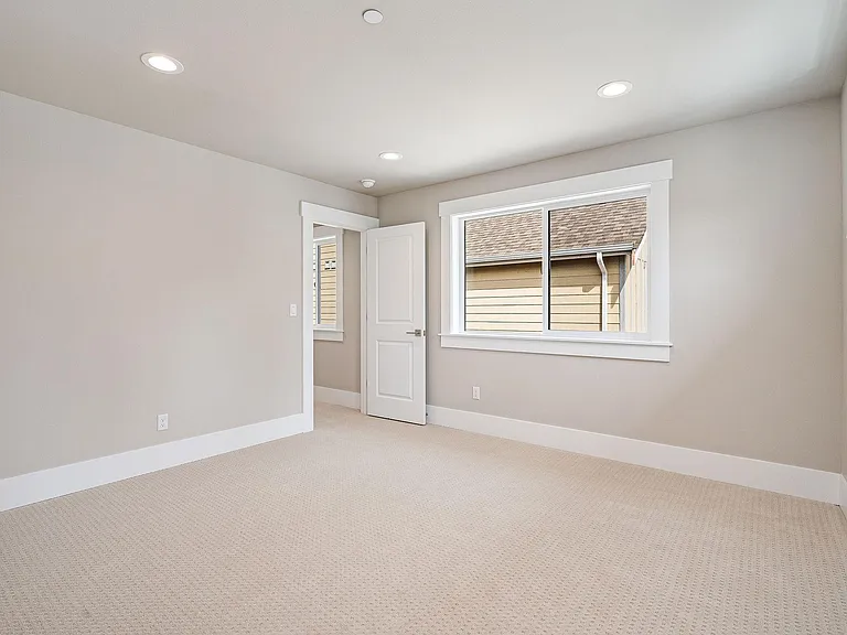 17254 NE 113th Ct — Photo 17