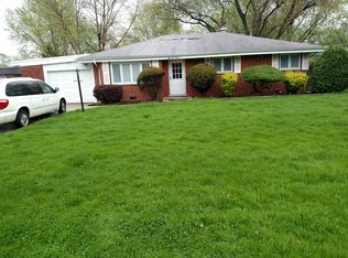 5515 Virginia Ave, Clarendon Hills, IL 60514