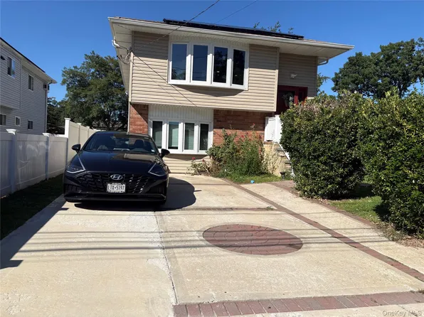 59 Williams Avenue, Amityville, NY 11701