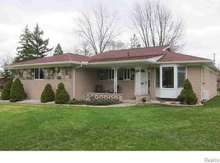 5134 Abington Dr, Troy, MI