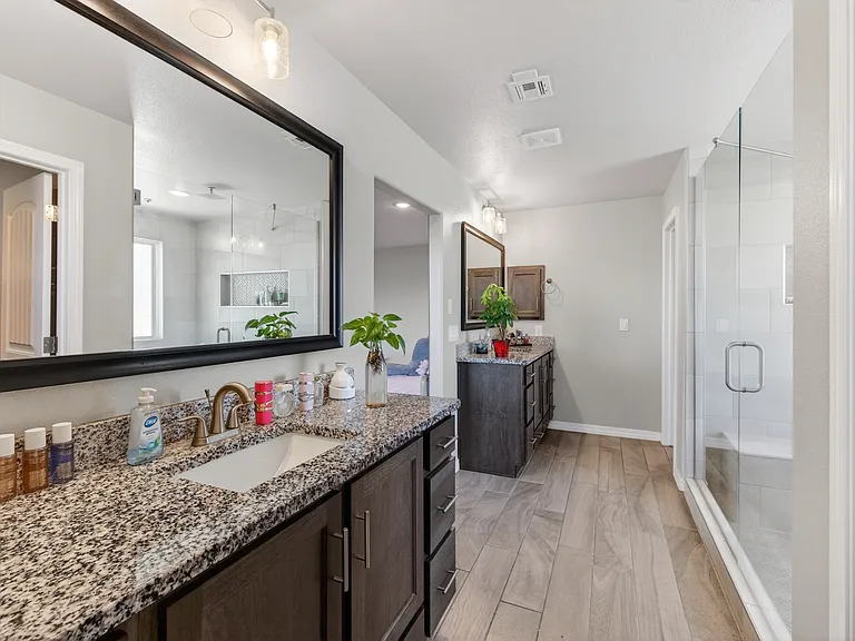 13637 Baja Vista Ct — Photo 35