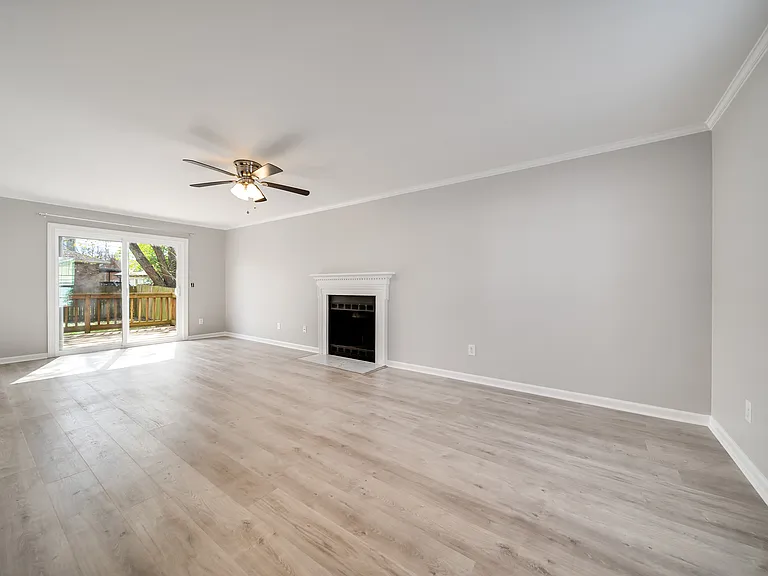 344 N Birchwood Dr — Photo 7