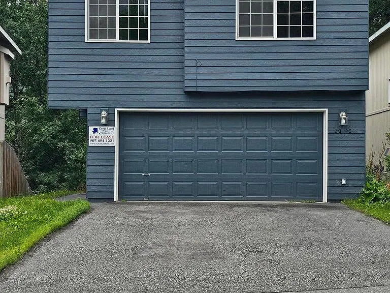 20240 Glacier Park Cir — Photo 1