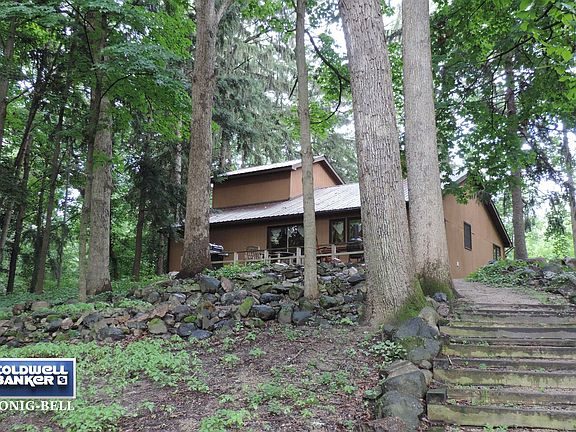 2nd image of 21151 W Thelma Dr