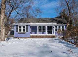 910 W Drayton St, Ferndale, MI 48220