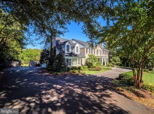 10024 Kendale Rd, Potomac, MD 20854