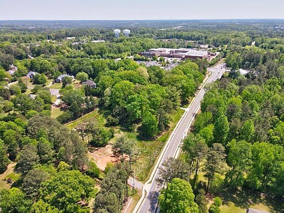 5th image of 13975 Cogburn Rd #1