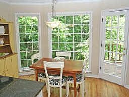 B'FAST AREA WITH H'WOOD FLOORS 