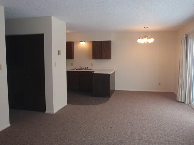 3020 S Garfield St #4 — Photo 8