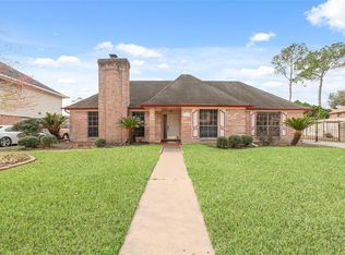 15319 La Paloma Dr, Houston, TX 77083