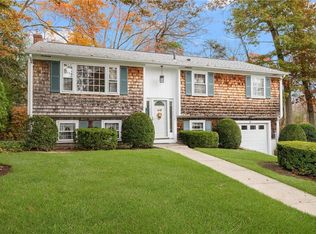 10 Cahir Ct, Warwick, RI 02889