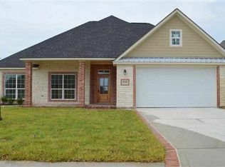 9226 N Blue Stem, Beaumont, TX 77713