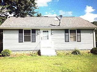 96 Labelle St, West Springfield, MA 01089