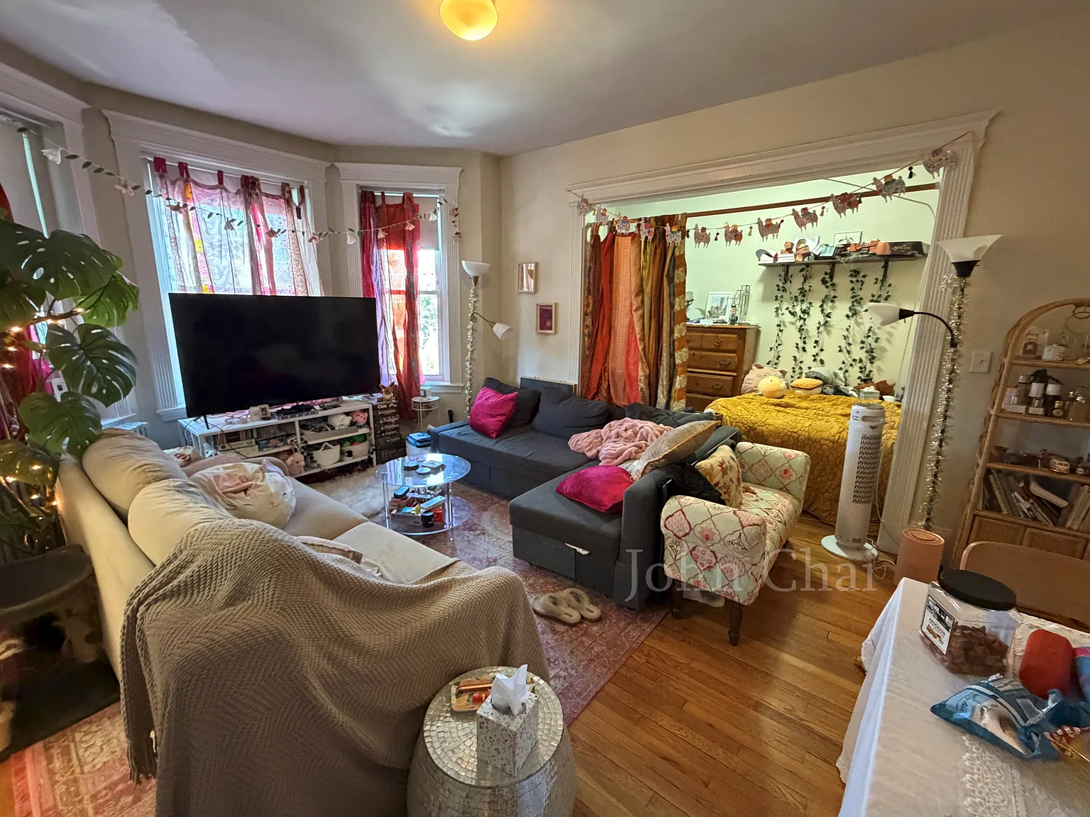 Studio, 550 sqft, $2,215 — Photo 3
