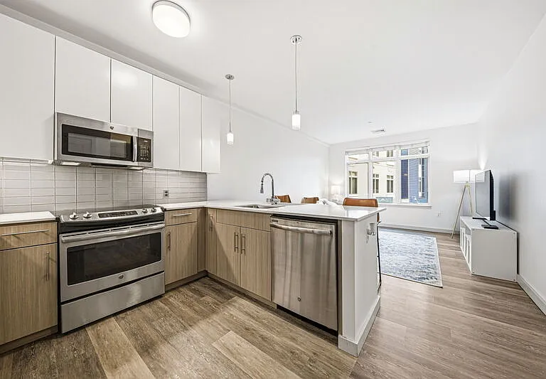 180 Telford St #1-312 — Photo 10