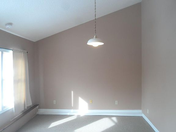 2nd image of 13 Blackstone St
