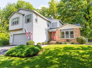 730 Victoria Ct, Bolingbrook, IL 60440