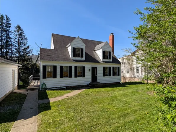 405 W Green St, Smethport, PA 16749