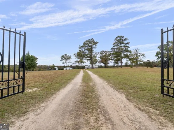 635 Snow Granade Rd, Gordon, GA 31031