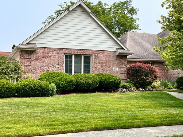 212 Larchwood Dr, Bowling Green, OH 43402