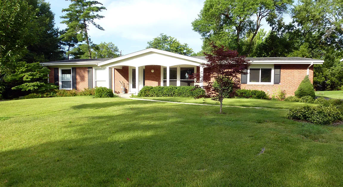 355 Sudbury Ln photo 1