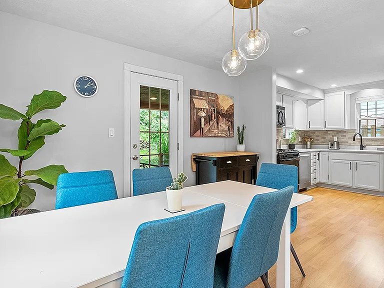 1171 Cedar Blvd — Photo 10