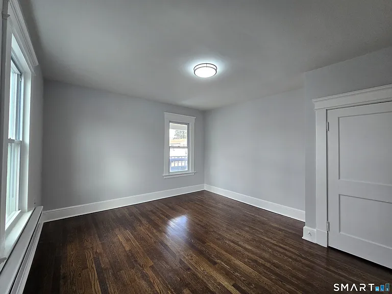 38 Beverly Ave — Photo 16