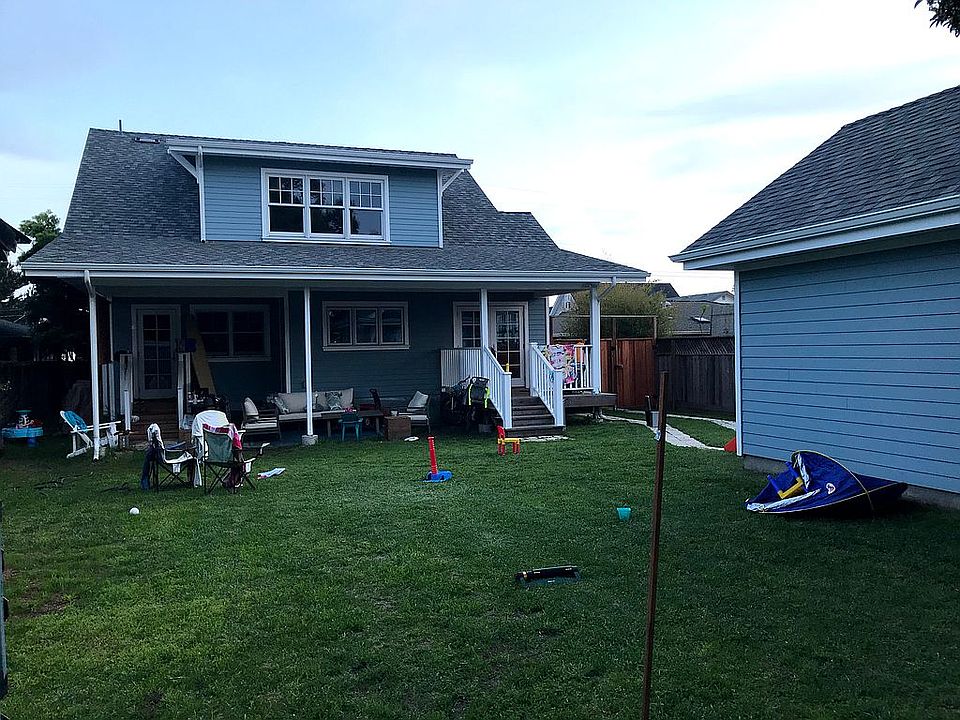 2nd image of 115 Hall St #A