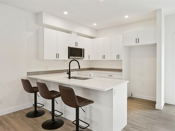 4th image of 11815 Grant Ave #103