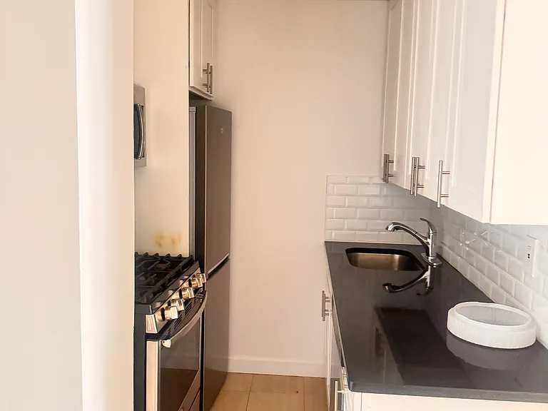 13981 35th Ave #4GA — Photo 11