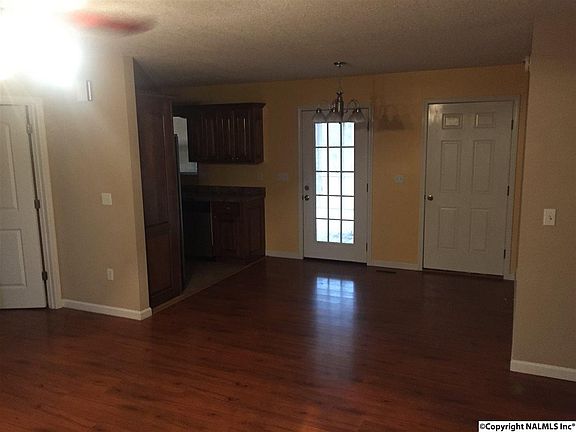 2nd image of 809 Mizell Cir