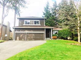 22920 NE 12th Pl, Sammamish, WA 98074