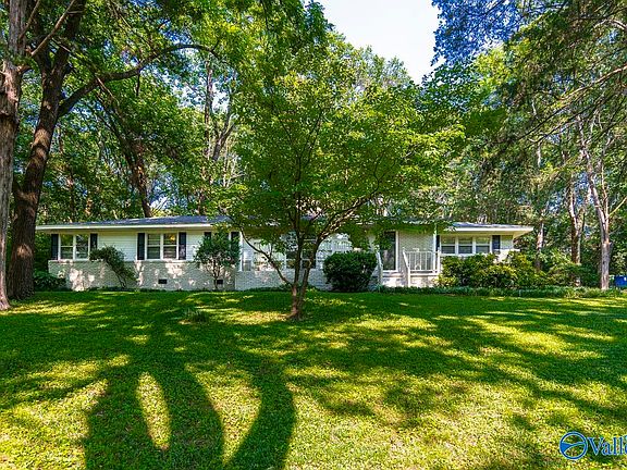 2nd image of 8507 Louis Dr SE