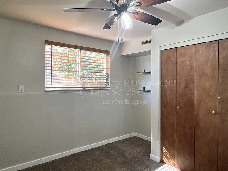 514 Catalina Dr — Photo 32