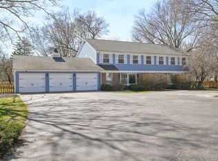 5N300 Powis Rd, Wayne, IL 60184