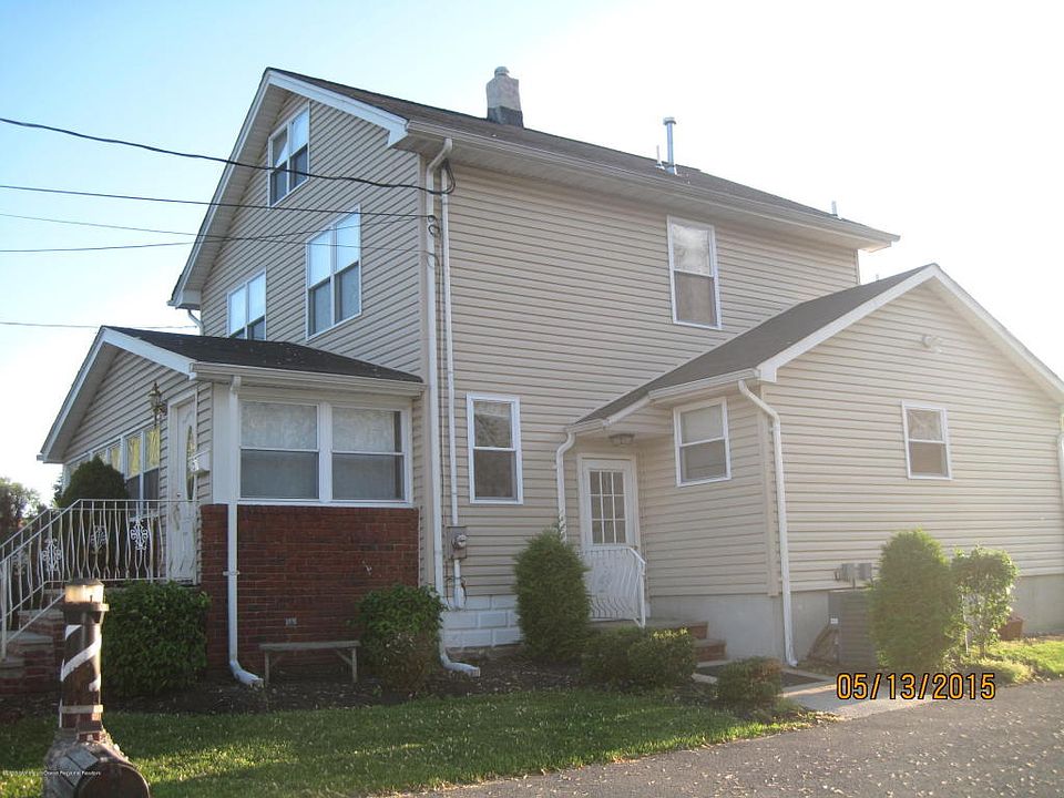 2nd image of 57 Main St