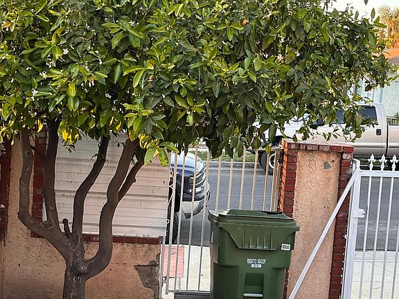 5th image of 12114 Hoyt St